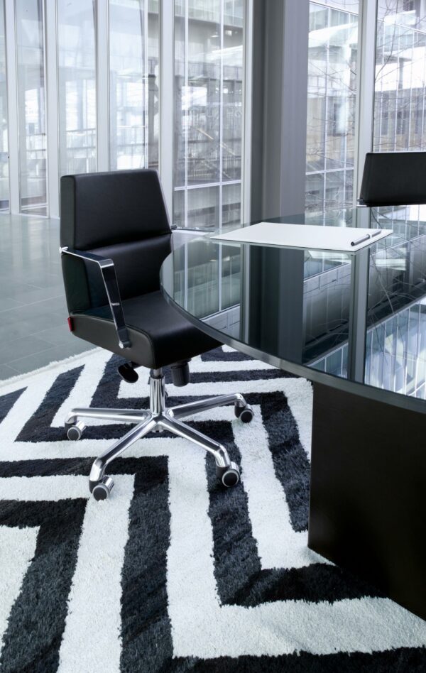 Итальянское офисное кресло WEB 2 от ENRICO PELLIZZONI