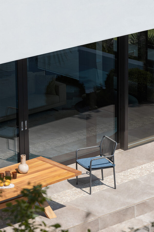 Итальянский стол Typhoon 300 от ATMOSPHERA