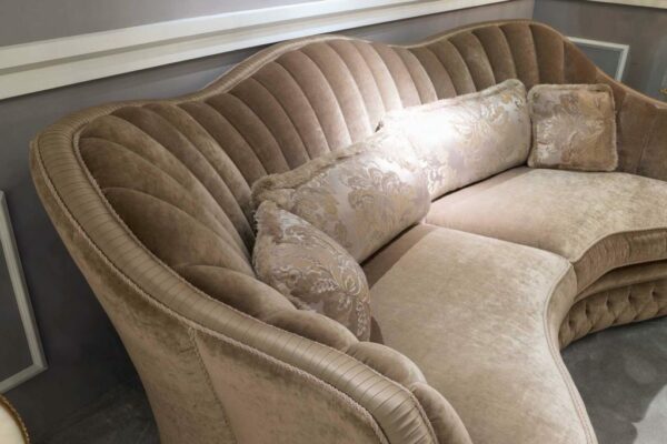 Итальянский диван SMERALDO 7