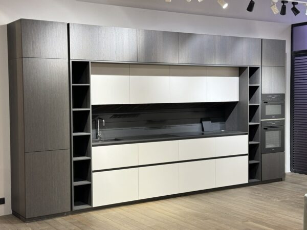 Итальянская кухня T_02 2023 от GENTILI CUCINE