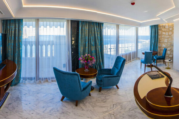 Итальянское кресло RALPH 3