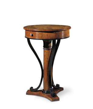 Итальянский приставной столик Art. 2234