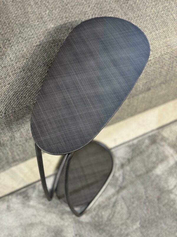 Приставной столик Yago от итальянской фабрики Cattelan Italia