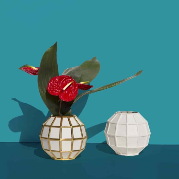 Итальянская ваза Leonardo Vase - White & Gold 2