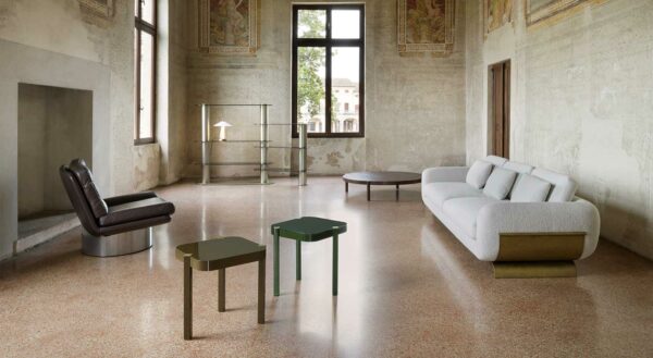 Итальянский столик ALLURE от MONOGRAPHY