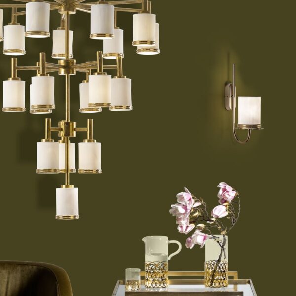 Итальянская люстра Gilda Large Chandelier - 19 Lights - White & Gold 2