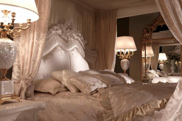 Итальянская кровать CHARLENE 3