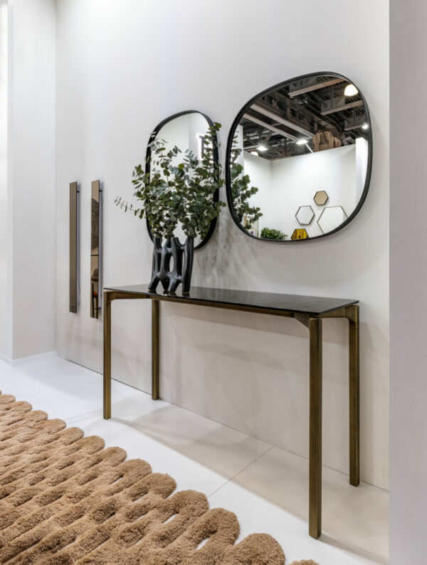 Итальянская консоль  BONE с латунью 3