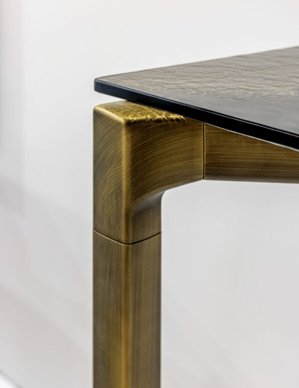 Итальянская консоль  BONE с латунью 5