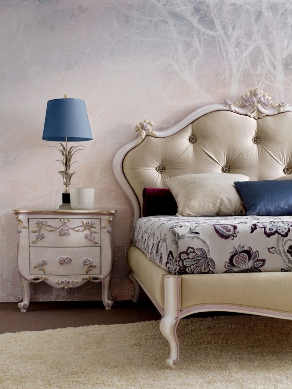 Итальянская прикроватная тумбочка Art. 4024 от SILVANOGRIFONI