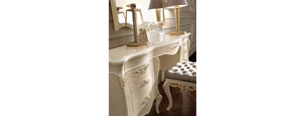 Итальянский пуф 69 от SIGNORINI&COCO