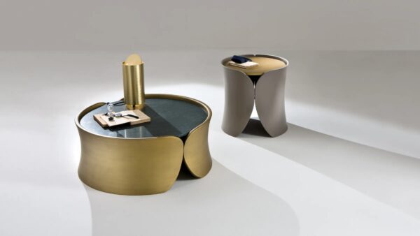 Итальянский столик Hugs 2