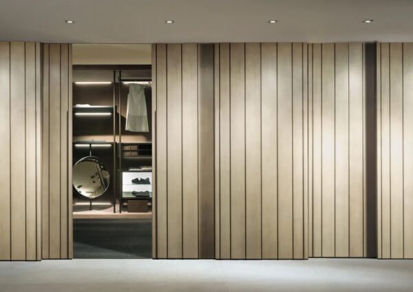 Итальянский гардероб Line от LAURAMERONI