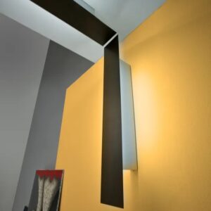 Итальянский потолочный светильник Lightwall от LAURAMERONI