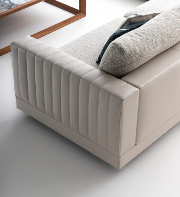 Итальянский диван Monroe sectional от Ulivi