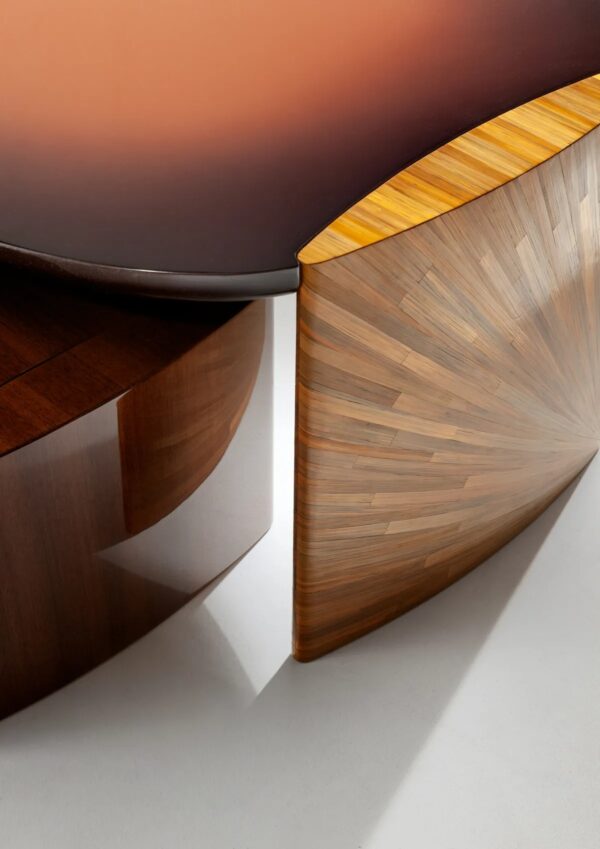 Итальянский столик Poe от LAURAMERONI