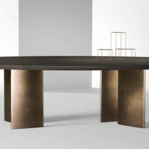 Итальянский стол Poe от LAURAMERONI