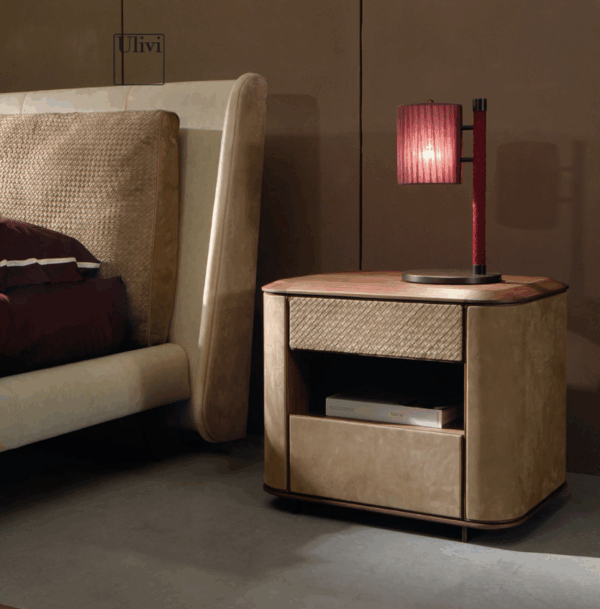 Итальянская прикроватная тумбочка LOVE от Ulivi