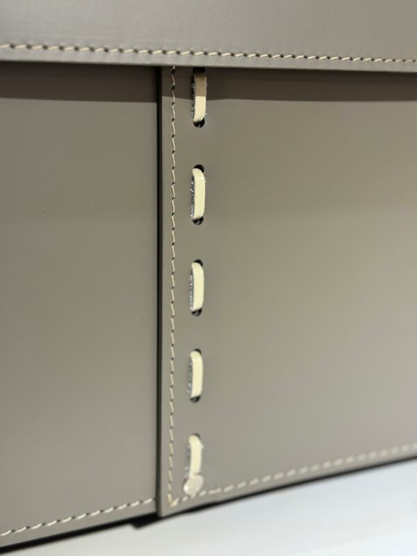 Коробка с крышкой из кожи 37*40*25 3