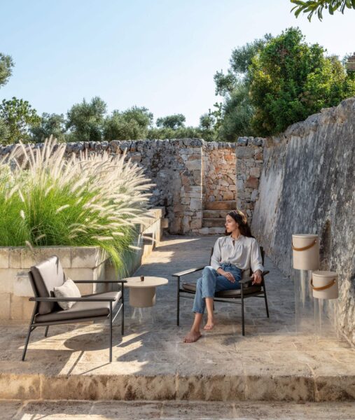 Итальянское кресло Allure Lounge Armchair 2