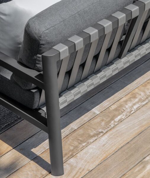 Итальянское кресло Nunù Living armchair 2