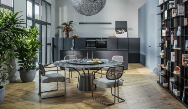 Итальянский стол Balloon 5