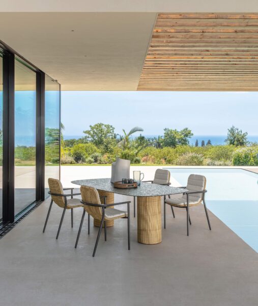 Итальянский стул Bond Dining armchair 2