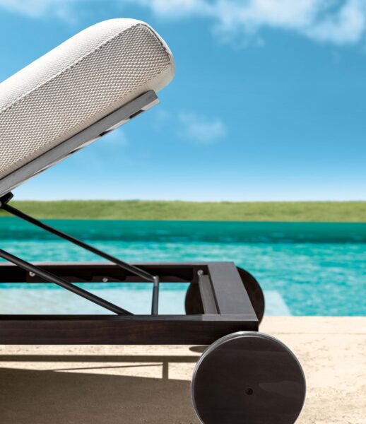 Итальянский шезлонг CleoSoft//Wood Sunbed 2