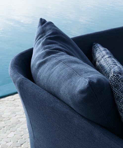 Итальянское кресло Cliff Swivel lounge armchair backrest fabric от Talenti