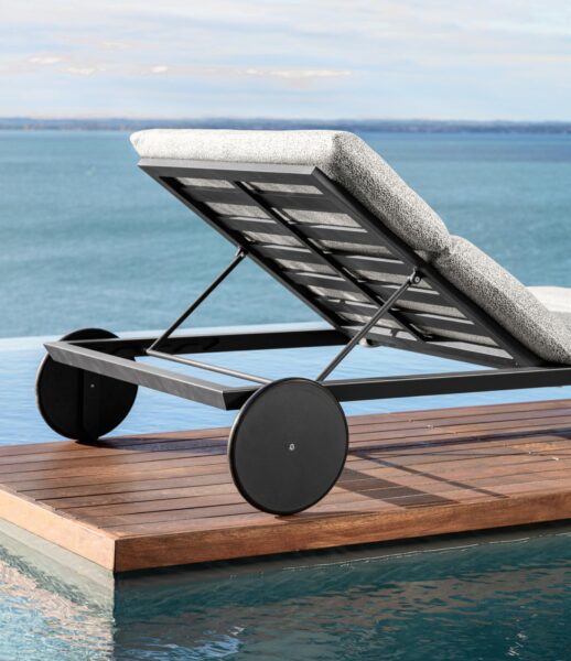 Итальянский шезлонг Cruise//alu Sunbed 2