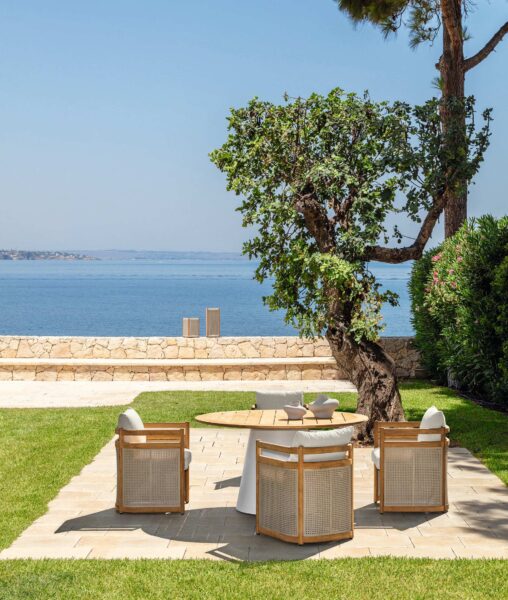 Итальянский стул Edwin Dining Armchair 2