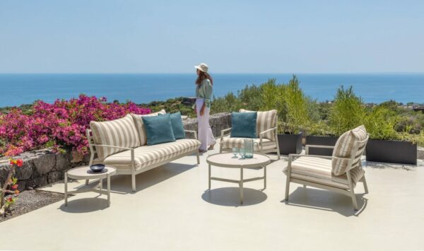 Итальянский столик Finn Coffee Table D82 от Talenti