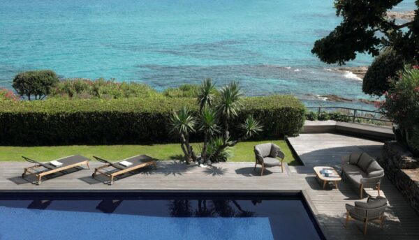 Итальянский шезлонг Moon//Teak Sunbed от Talenti