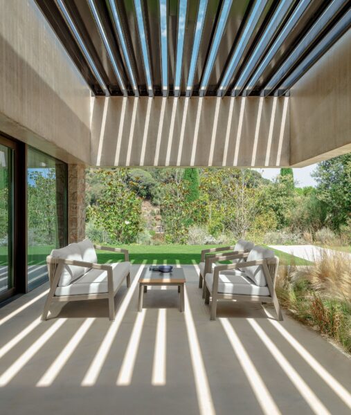 Итальянский диван Nova 2 seater Sofa 2