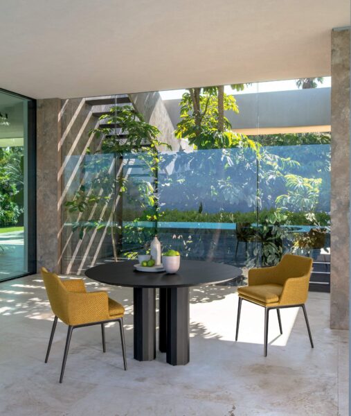 Итальянский стол Salinas Accoya Dining Table D 135 3