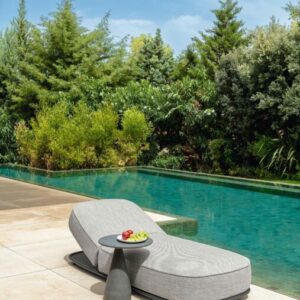 Итальянский шезлонг Swipe Sunbed 3