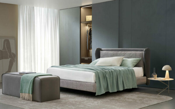 Итальянская кровать CHARLES от Rosini