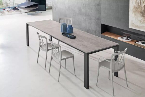 Итальянский стол Tom 7