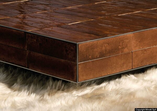 Итальянский столик Andrée от Minotti