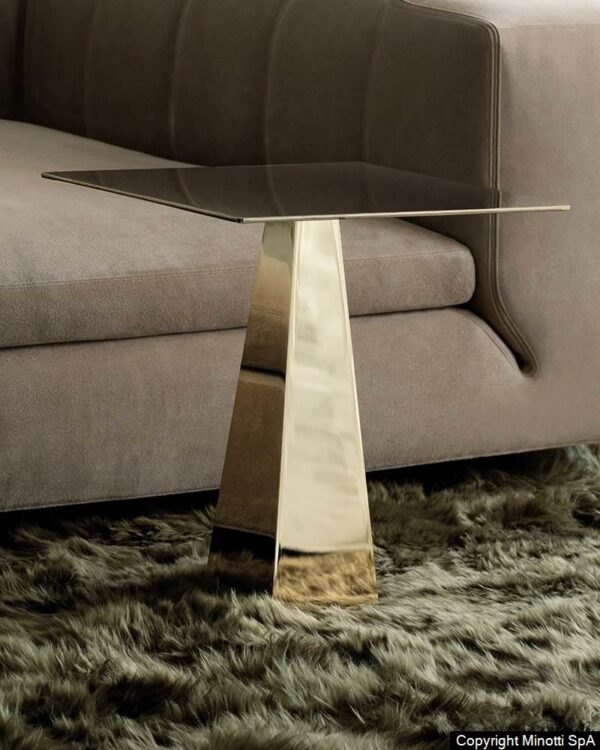 Итальянский столик Cameo от Minotti