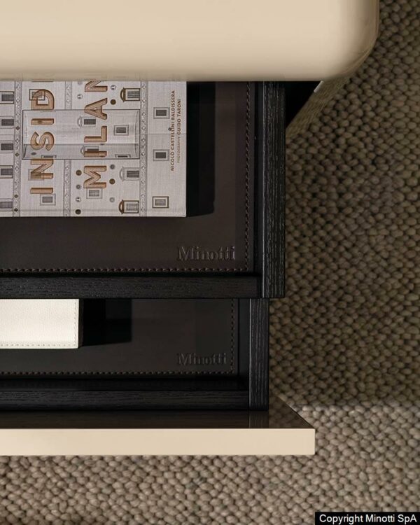 Итальянская прикроватная тумбочка Fill 3