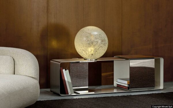 Итальянский столик Nastro от Minotti