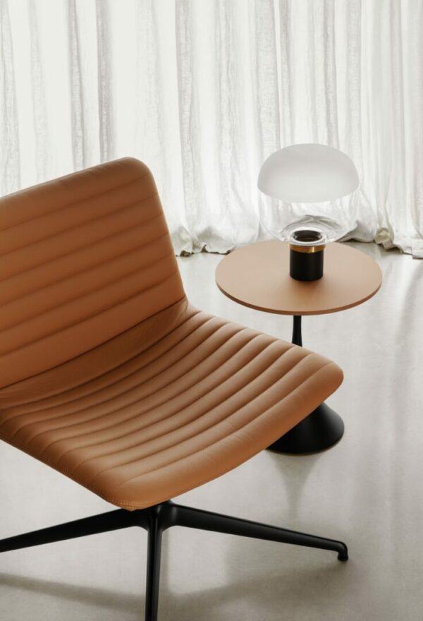 Итальянский столик Leo от MIDJ