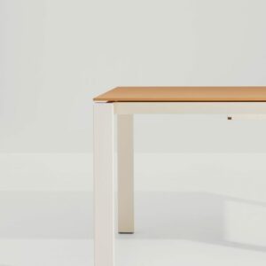 Итальянский стол Badù от MIDJ