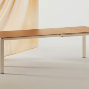 Итальянский стол Badù от MIDJ