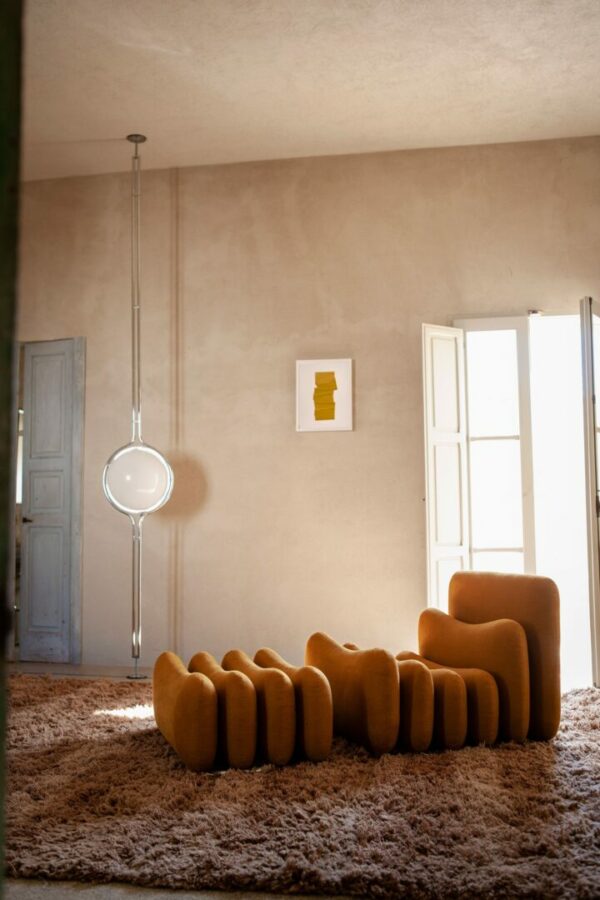 Итальянское кресло Additional System Armchair от Tacchini