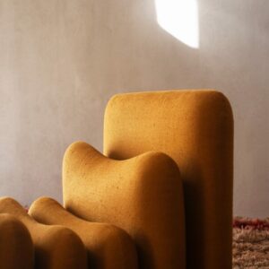 Итальянское кресло Additional System Armchair от Tacchini