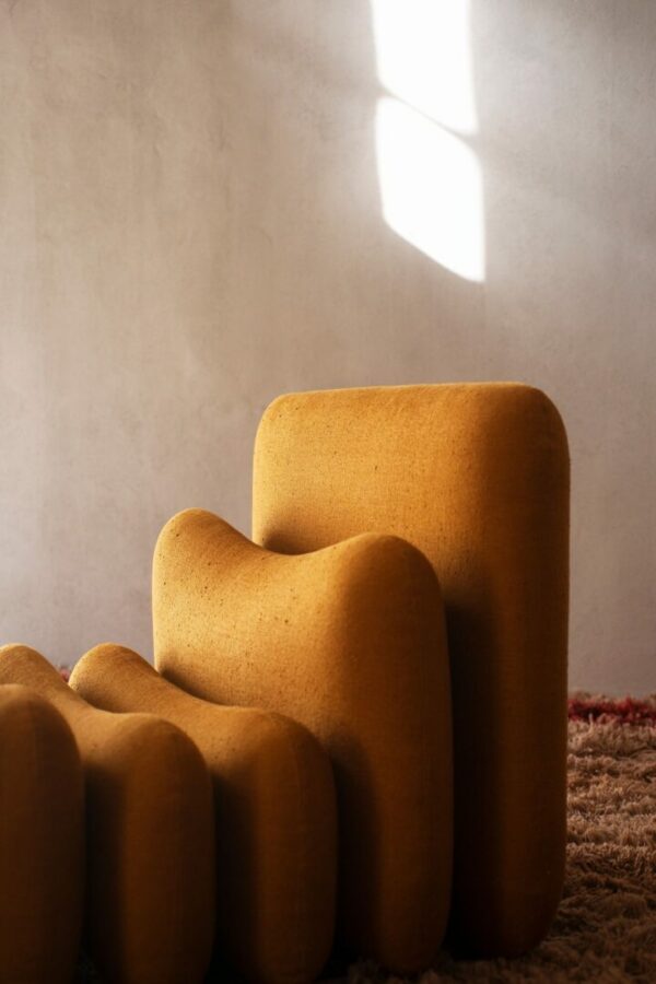 Итальянское кресло Additional System Armchair от Tacchini