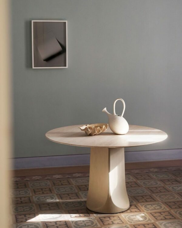 Итальянский стол Togrul от Tacchini