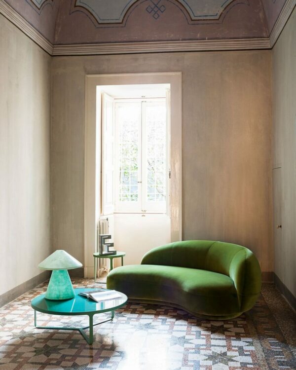 Итальянская настольная лампа Mano Light 2